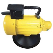 Вибратор электрический Калибр Мастер ВЭС-2200М 140-108603